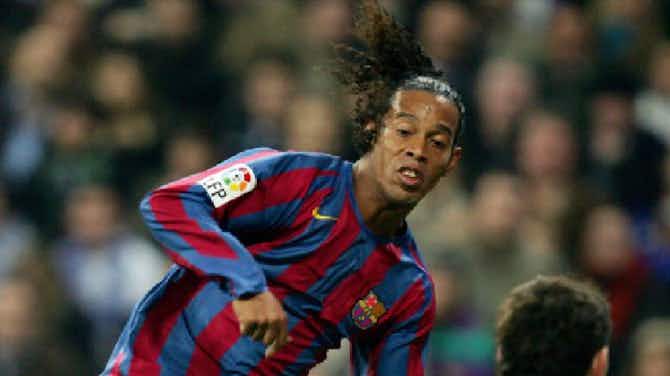Imagen de vista previa para Ronaldinho, aplaudido en El Clásico