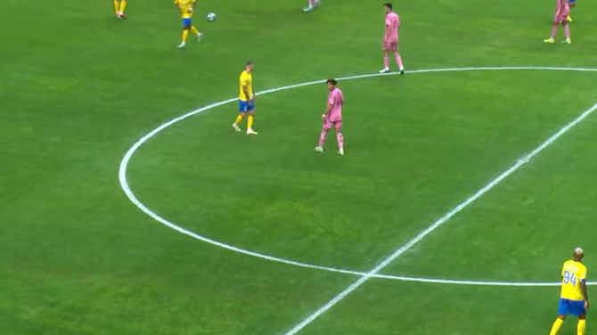 Vorschaubild für DO MEIO DA RUA! Golaço de ex-City contra o Inter Miami de Messi