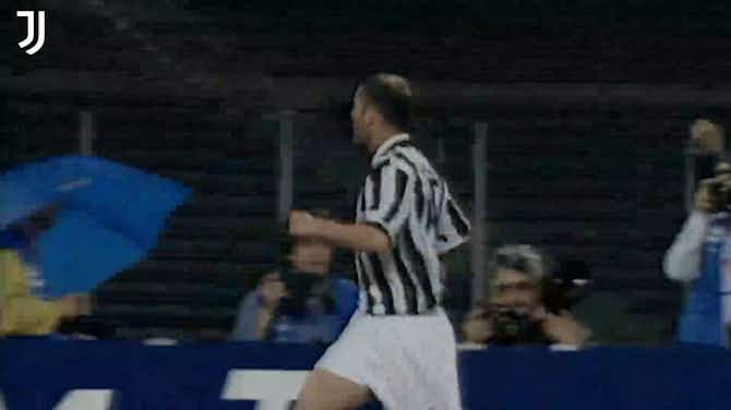 Preview image for Il bellissimo gol di Zidane contro il Piacenza nel 1997