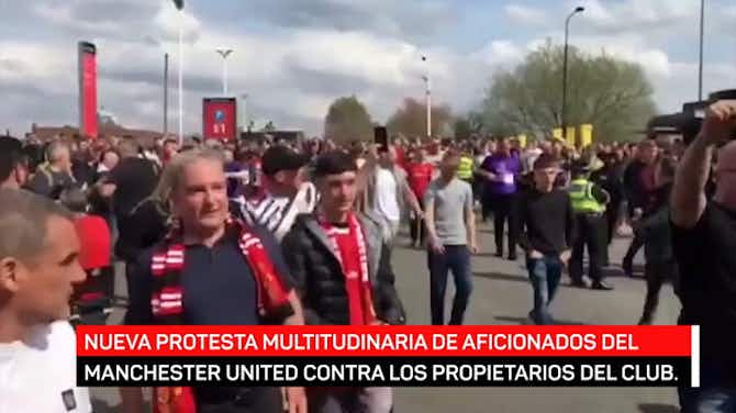 Imagen de vista previa para Nueva protesta de los aficionados del Manchester United contra la familia Glazer