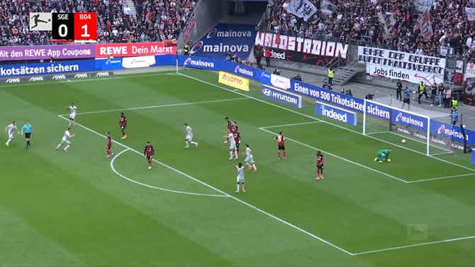 Vorschaubild für Xhaka Torehkan Gol Cantik, Leverkusen Belum Rasakan Kekalahan