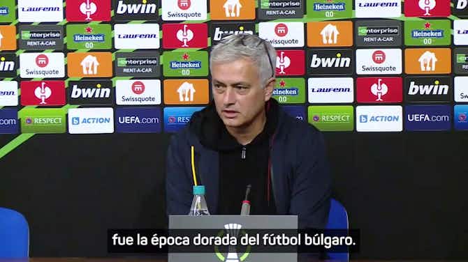 Imagen de vista previa para Mourinho: "Stoickhov fue el número 1 del fútbol búlgaro"