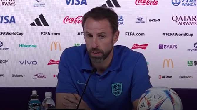 Vorschaubild für World Cup: Southgate says both England and Wales are 'under pressure'