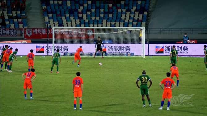 Imagem de visualização para Crysan perde pênalti contra Zhejiang no campeonato chinês