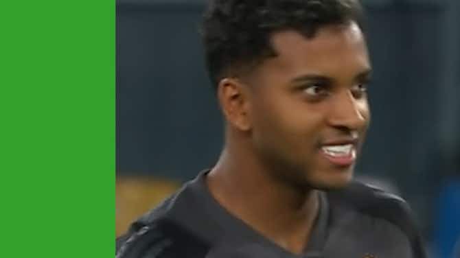 Preview image for Rodrygo and Vini Jr train with Real Madrid ahead of Napoli