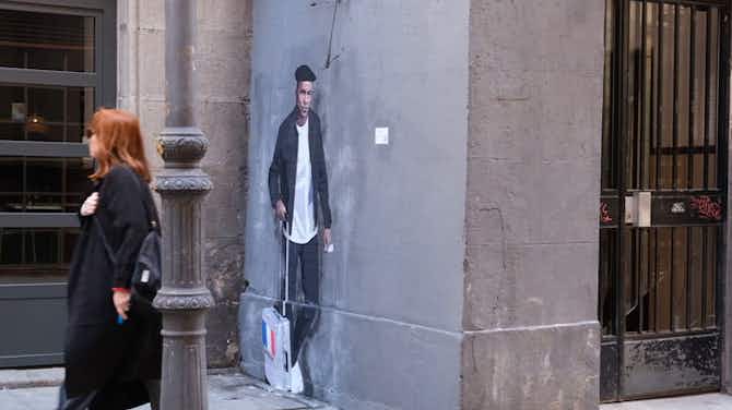 Vorschaubild für Mbappé llegó a Madrid en forma de arte callejero