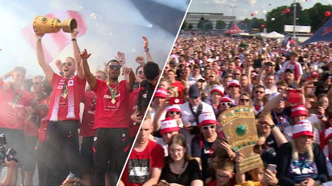 Vorschaubild für Zusammen mit tausenden Fans: Leipzig feiert Pokalsieg ausgiebig