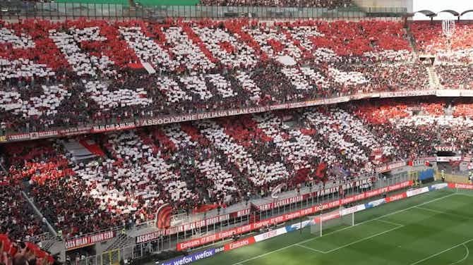 Vorschaubild für AC Milan: Spectacle in the stands