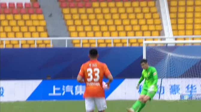 Imagem de visualização para Bruno Viana marca o gol da vitória para o Wuhan Yangtze
