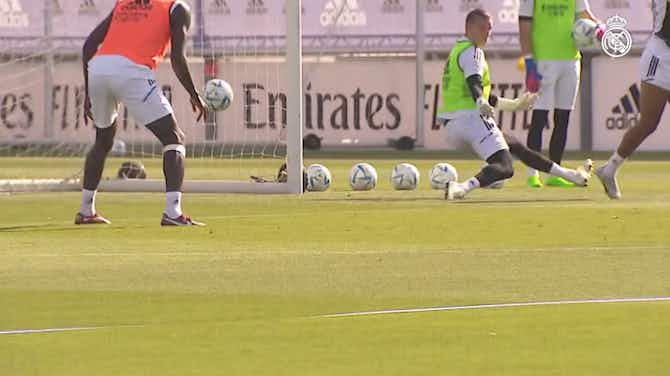 Imagen de vista previa para Gran gol de Dani Ceballos en el entrenamiento