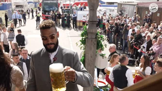 Vorschaubild für Behind the scenes: Harry Kanes erster Wiesn-Besuch mit Bayern München