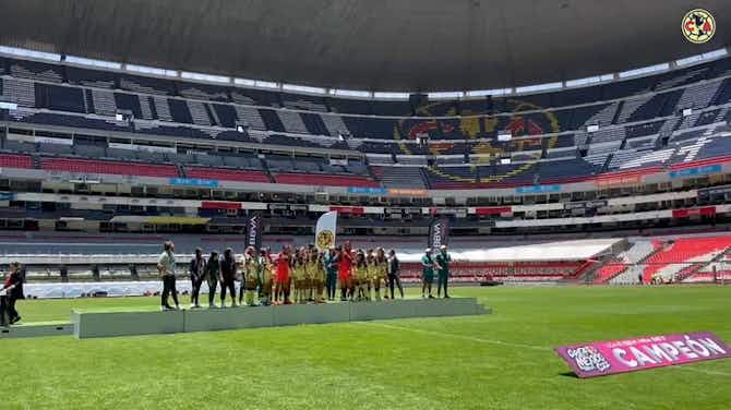 Preview image for América Women U17 celebrate 2022 Clausura title