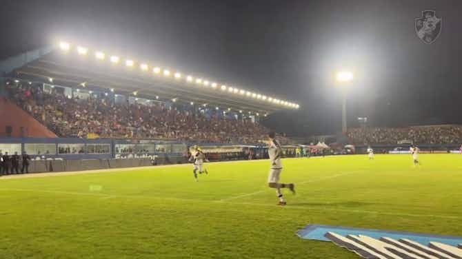 Vorschaubild für Vasco vence em Santa Catarina e avança na Copa do Brasil; veja os gols
