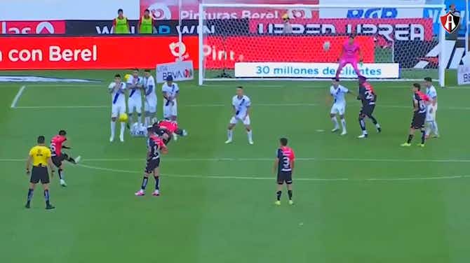 Imagen de vista previa para El gol de tiro libre de Rocha ante Monterrey