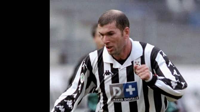 Vorschaubild für Legenden unter sich: Deschamps Assist für Zidane