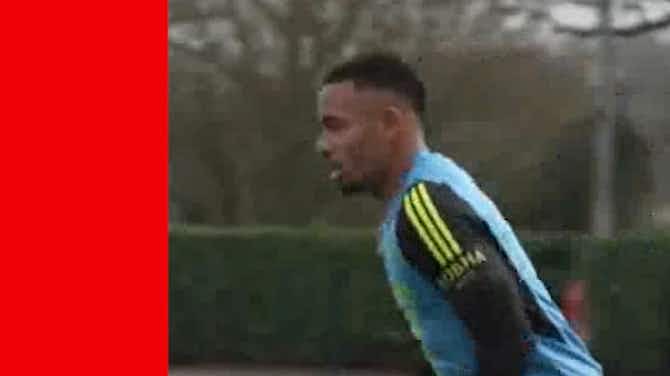 Vorschaubild für Gabriel Jesus zeigt seine Skills im Arsenal-Training