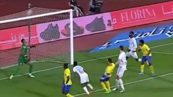 Vorschaubild für Al-Akhdoud - Al-Nassr 2 - 3 | BOLA NA TRAVE- Cristiano Ronaldo dos Santos Aveiro