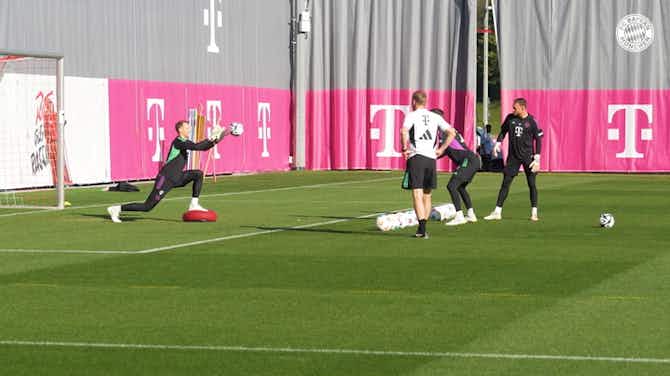 Preview image for Neuer returns to team training