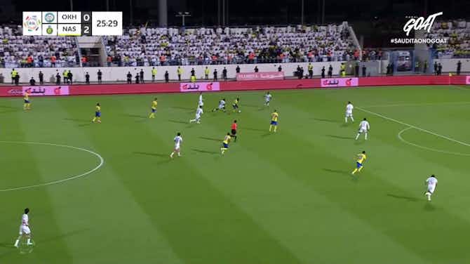 Vorschaubild für Al-Akhdoud - Al-Nassr 0 - 2 | CHUTE - Ayman Yahya Salem Ahmed