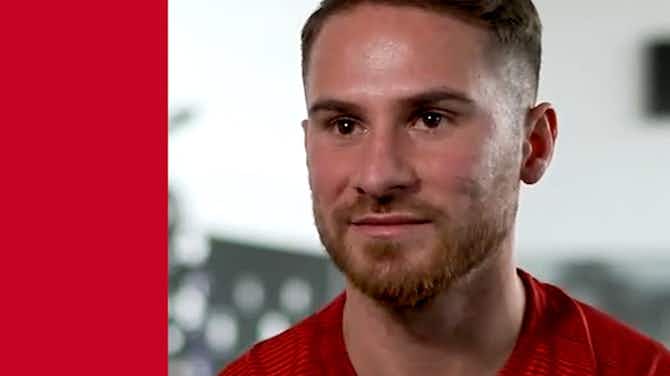 Vorschaubild für Das erste Interview von Alexis Mac Allister als Spieler von Liverpool