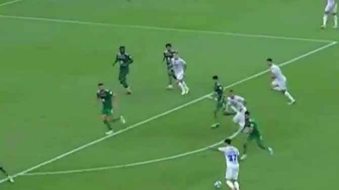 Imagem de visualização para Al-Ahli - Al-Fateh 0 - 1 | GOL - Cristian Tello