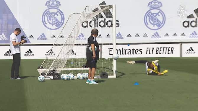 Imagem de visualização para Vini Jr, Rodrygo e Benzema dão show em treino do Real Madrid