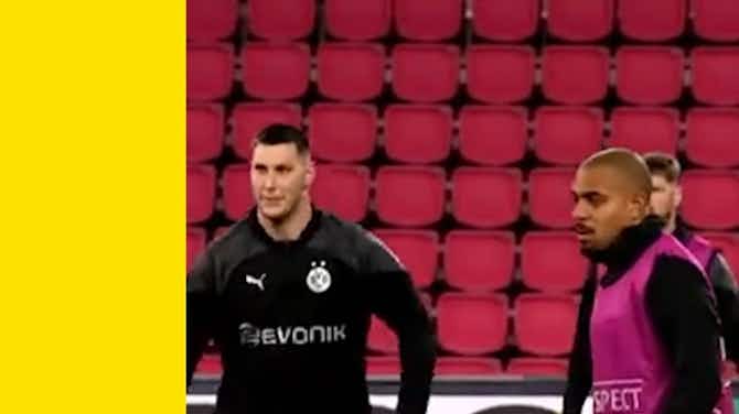 Image d'aperçu pour Sancho et Dortmund préparent le match de C1 à Eindhoven
