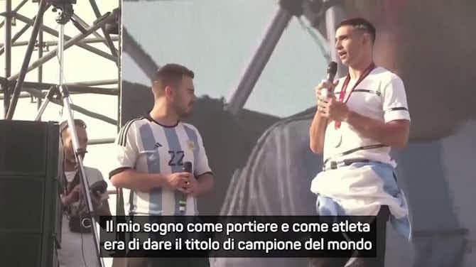 Anteprima immagine per "El Dibu" Martínez eroe in Argentina: "Il mio sogno era vincere per Messi"