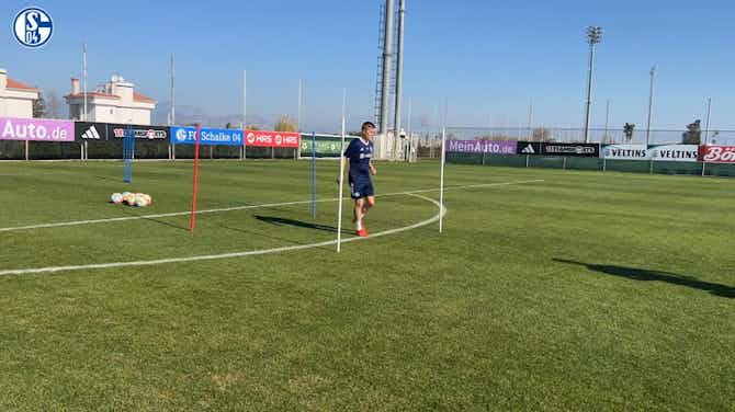 Preview image for Jere Uronen's first training session at Schalke