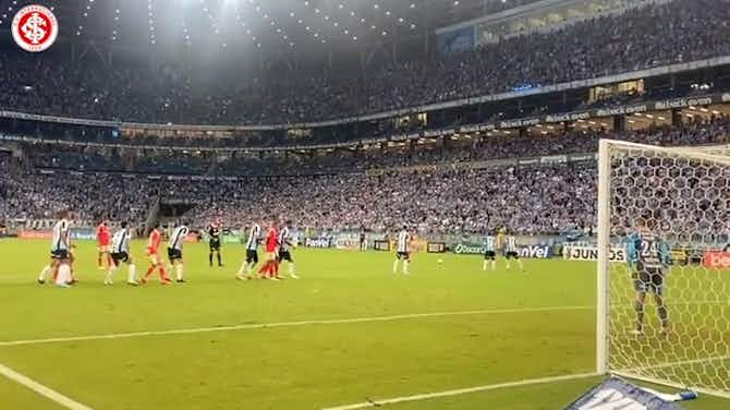 Vorschaubild für Taison’s superb free-kick vs Grêmio