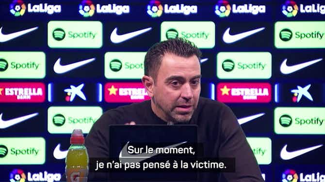Image d'aperçu pour Barcelone - Xavi s'excuse pour sa réaction sur l'affaire Dani Alves