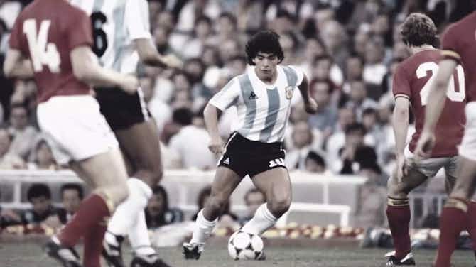 Imagen de vista previa para Un año sin Maradona - Cómo fue la reacción mundial tras el fallecimiento del astro argentino