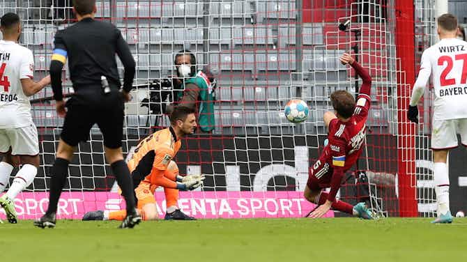 Vorschaubild für 1:1 gegen Leverkusen: Müller-Eigentor bringt Bayern um den Sieg