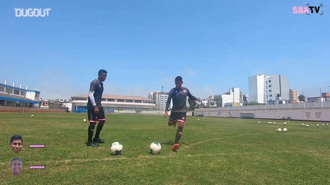 Preview image for Jeremy Rostaing and Diego Ramírez’s crossbar challenge