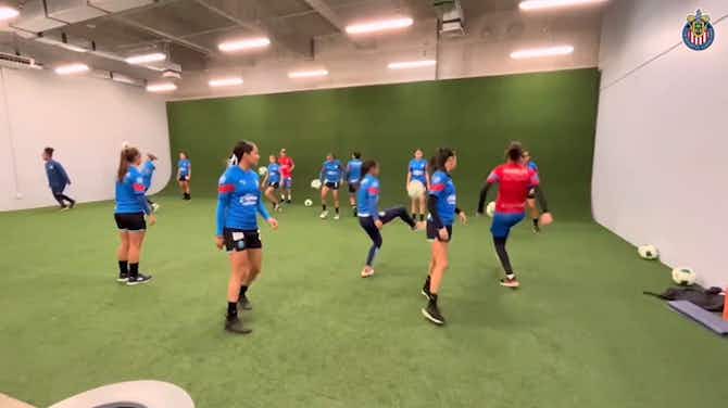 Vorschaubild für Chivas Women's indoor training before facing Querétaro at home