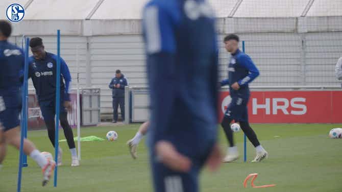 Vorschaubild für Schalke ist bereit für das Flutlichtspiel gegen Nürnberg