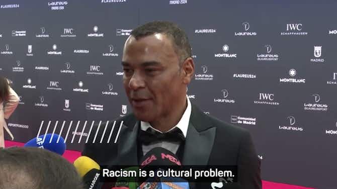 Image d'aperçu pour Racism is a worldwide problem, not just in Spain - Cafu