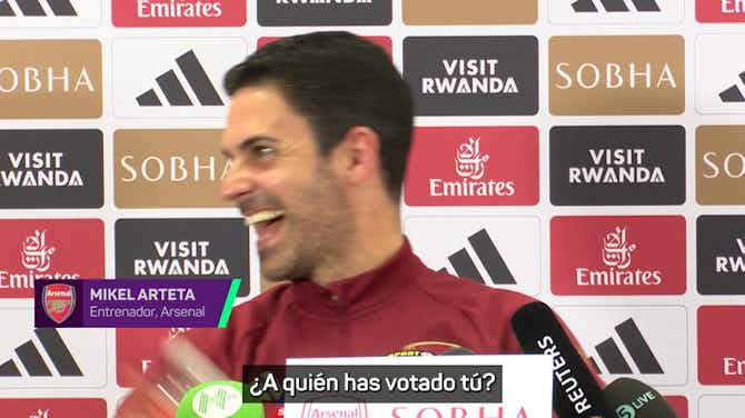 Image d'aperçu pour Arteta bromea con un periodista: "¿A quién votaste como Jugador del Año?"