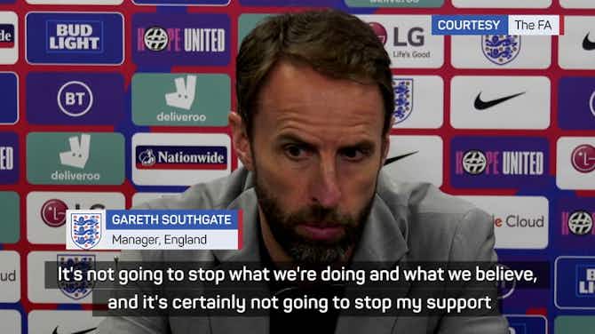 Preview image for Southgate unsurprised after England fans boo kneeling players again