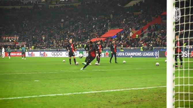 Anteprima immagine per Il Milan cerca di conquistare un posto nelle prime quattro posizioni con la Juventus