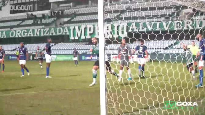 Vorschaubild für Coritiba draw against Azuriz at Couto Pereira
