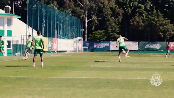 Vorschaubild für Palmeiras finaliza preparação e chega ao Uruguai; veja bastidores