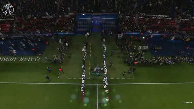 Image d'aperçu pour Le PSG célèbre le record de Marquinhos