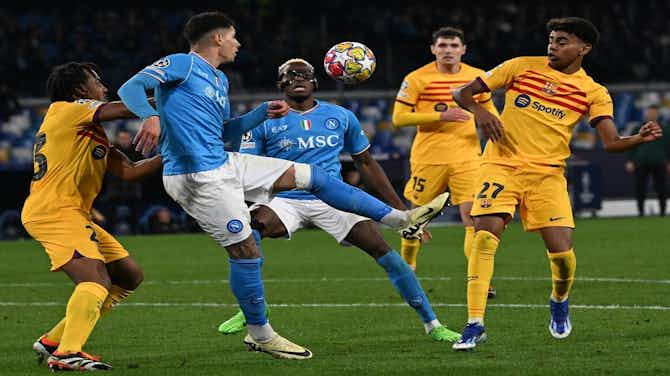 Imagen de vista previa para Giovanni Simeone entró en el segundo tiempo, en el empate 1-1 entre Napoli y Barcelona por Champions League