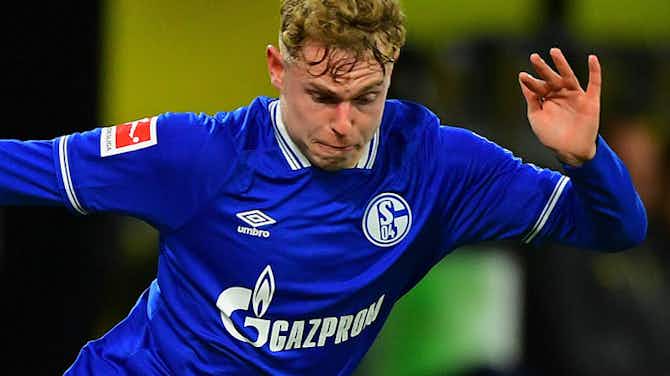 Vorschaubild für FC Schalke 04: Ludewig nach Mittelfußbruch wieder im Kader
