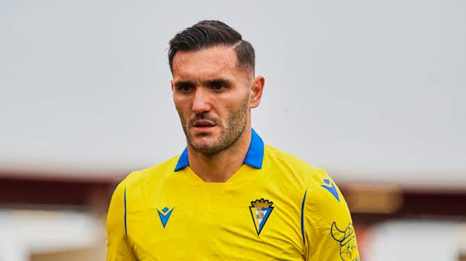 Preview image for Lucas Perez pays part of own transfer fee to re-sign for Deportivo La Coruna
