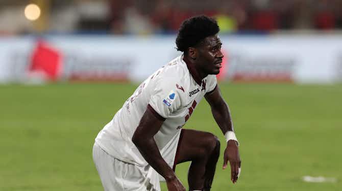 Preview image for Nottingham Forest set to sign former Chelsea defender Ola Aina for free