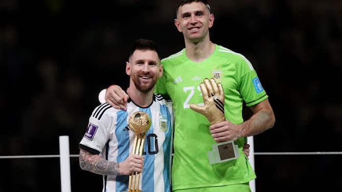 Vorschaubild für Martinez lockt Messi zu Aston Villa: "Werde mein Gehalt kürzen"