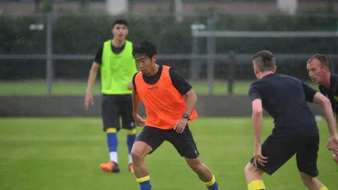 Preview image for Shinji Kagawa returns to training following injury