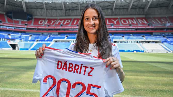 Preview image for Olympique Lyonnais sign midfielder Sara Däbritz